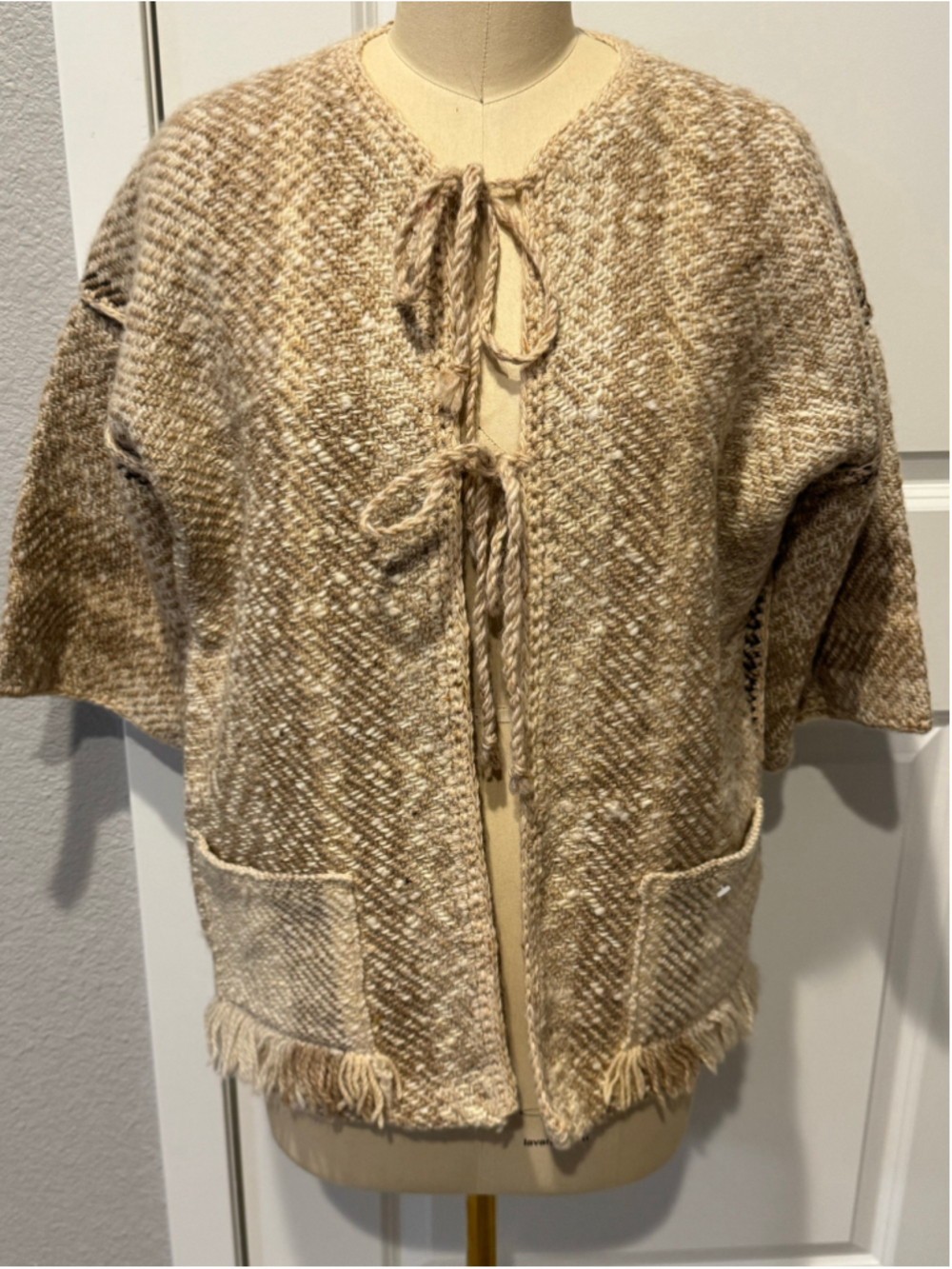 Women's Handcraft in New Zealand Cream Beige Brown Wool Short-Sleeved Cardigan M
